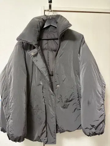 그레이 다운 자켓 하이넥