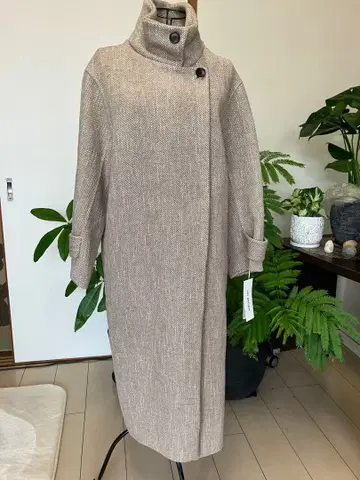 LILY brown 베이지 롱 코트 하이넥 (사이즈 주의 기재 있음)