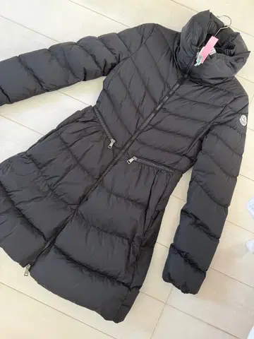 Moncler 블랙 다운 자켓 롱 기장