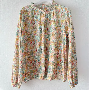 리버티 카라 부착 블라우스 M 사이즈