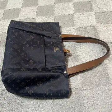 새상품급 러셋 리버서블 백