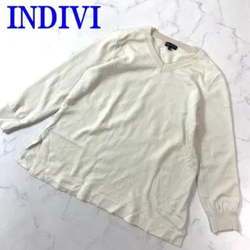인디비 니트 아이보리 울 V넥 목 부분 이중 38 C2171