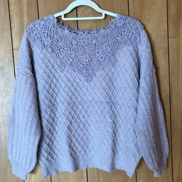 somari 레이스 장식 라벤더 니트