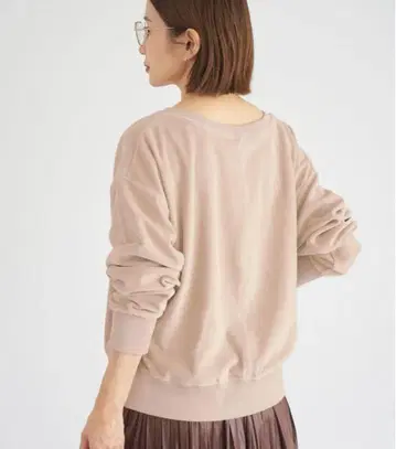 IENA 벨로아 맨투맨