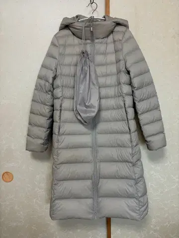 UNIQLO 울트라 다운 롱 베이지
