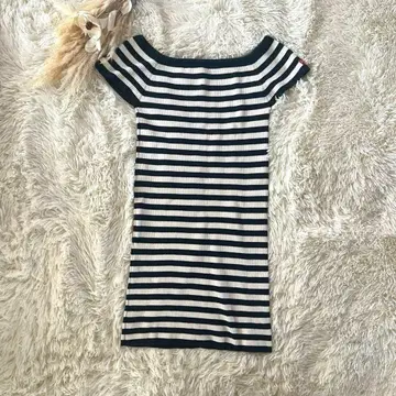 [에브엑스파이크리치아] 반팔 보더 미니 원피스 오프숄더 S