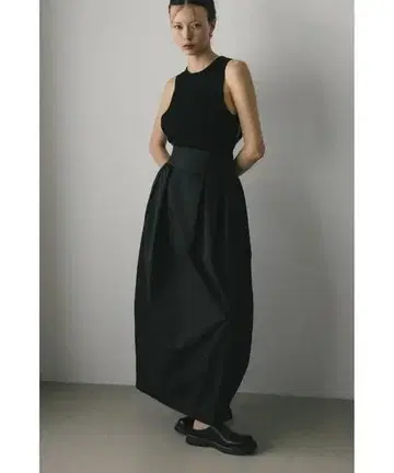 STYLEMIXER 하이웨스트 턱 코쿤 스커트