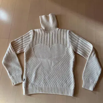 MOSCHINO 터틀넥 스웨터