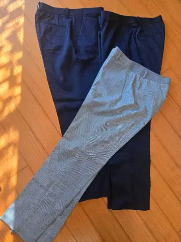 UNIQLO 깔끔한 팬츠 3개 세트