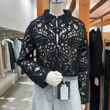 새상품 CLOCHE 레이스 니트 가디건 아우라 아이라