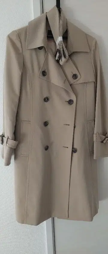 새상품급 트렌치코트 탈부착 가능한 라이너 포함