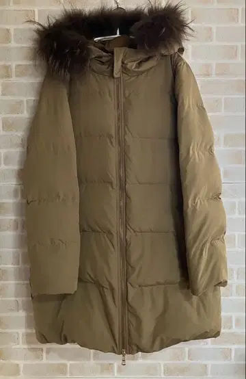 새상품급 Spick & Span 다운 코트 후드 퍼 사이즈 38