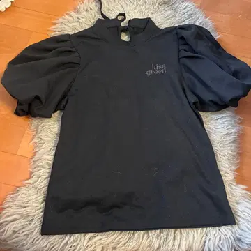 새상품급 [키스온더그린] 퍼프 슬리브 피케 셔츠