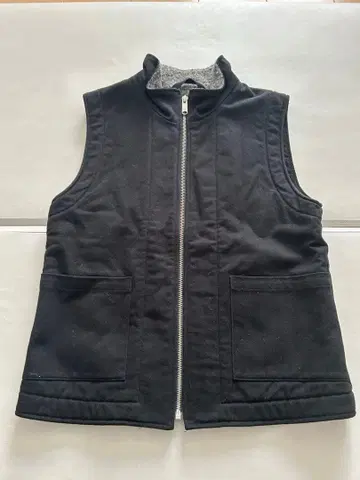 MHL. 블랙 집업 베스트