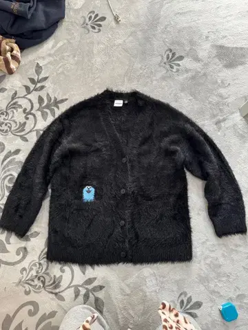 GU 퍼펫순순 블랙 가디건 L