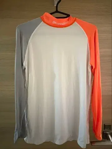 EFFLORESCENCE 이너 셔츠