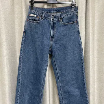Calvin Klein 블루 스트레이트 데님