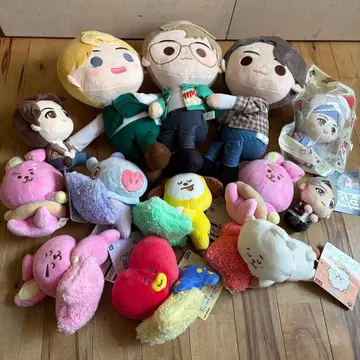 BTS BT21 봉제 인형 묶음 판매