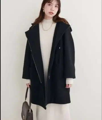 새상품급 natural couture 미들 기장 코트 블랙