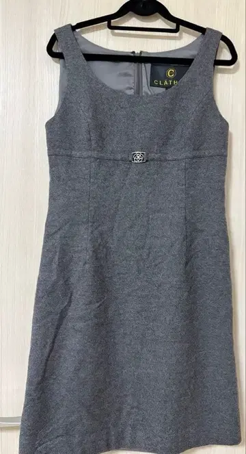 CLATHAS 그레이 슬리브리스 원피스