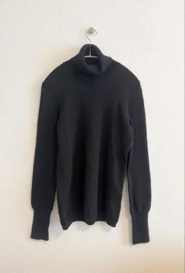 유니클로 | 캐시미어 터틀넥 스웨터 | L | 블랙 캐시미어 100%