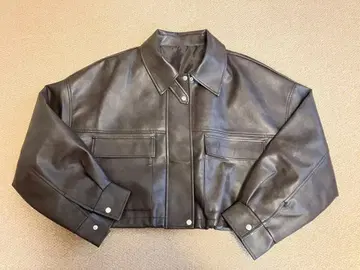 미사용에 가까운 SpRay 가죽 자켓
