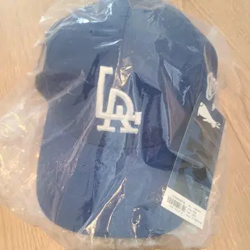 fr2 항구 한정판 LA Dodgers 네이비 캡 FREE
