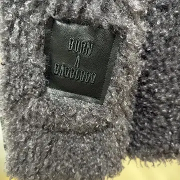 BORN BAD BLOOD 넥워머 다크 그레이