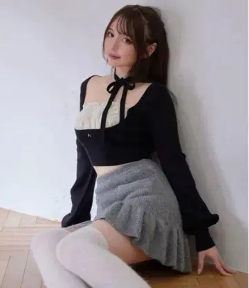 andmary mew 프릴 탑 정품