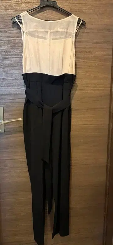 프레이 아이디 슬리브리스 올인원