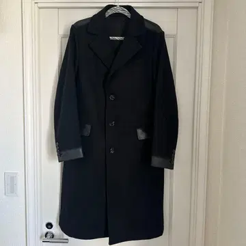 블랙 체스터 코트