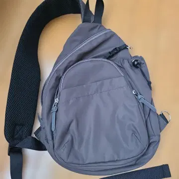 마마카루 바디백