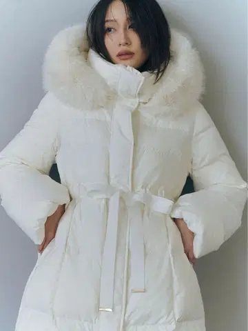 이번 시즌 신상*후드퍼 롱다운 코트*