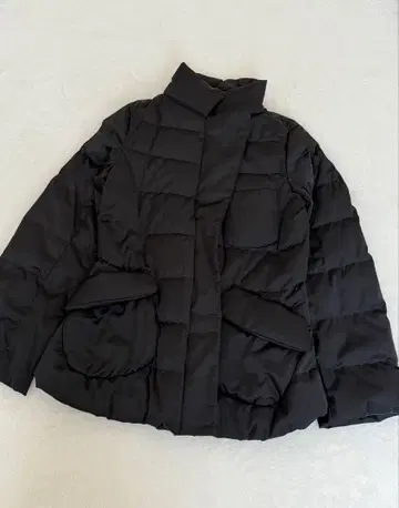 [ 새상품급 ] 유니클로 +J 질 샌더 콜라보 블랙 다운 자켓 S 사이즈