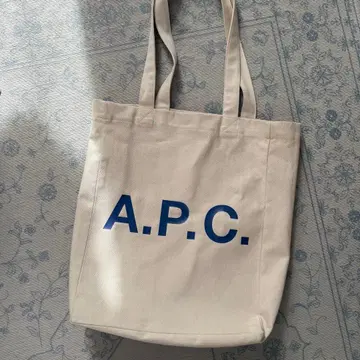 A.P.C. 토트백