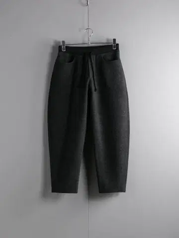 [ 새상품 ] BATONER(바토너) 울 더블 페이스 니트 팬츠