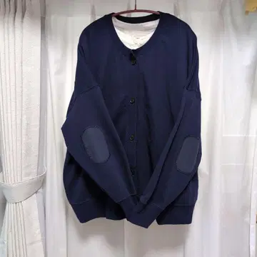 서울베리 팔꿈치 패치 가디건 미사용 새상품
