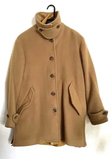 울 코트 베이지 버튼 하이넥