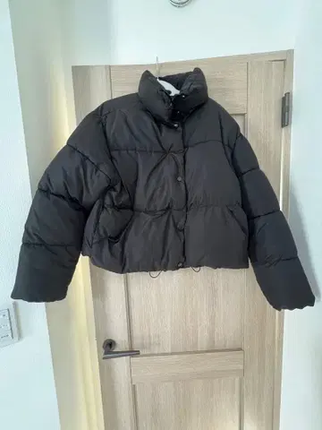 ZARA 다운 숏 기장