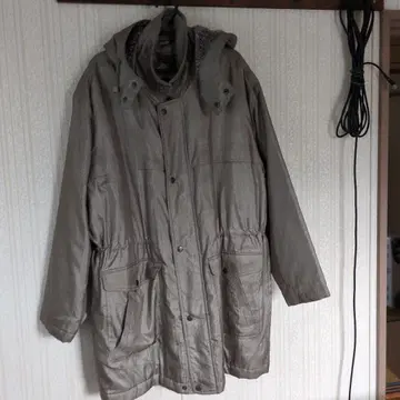 그레이 다운 자켓 후드 부착