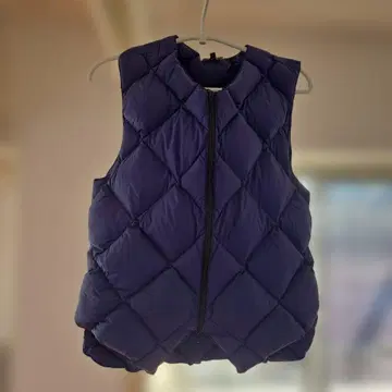 neered Garments 퀼팅 다운 베스트