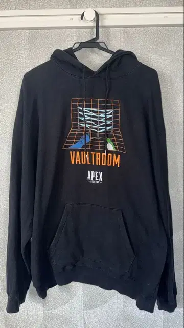 VAULTROOM 블랙 후드티