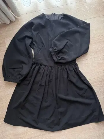 [ Birthday Bash ] 긴팔 블랙 미니 원피스