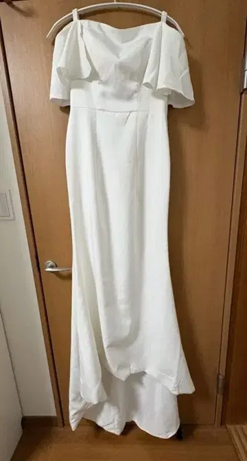 (선 촬영 2차 모임) 화이트 오프숄더 머메이드 웨딩 드레스