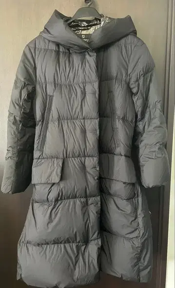 유니클로 +J 질 샌더 다운 롱 코트 블랙 S 사이즈