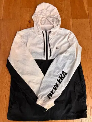 NEW ERA 후드 부착 나일론 자켓