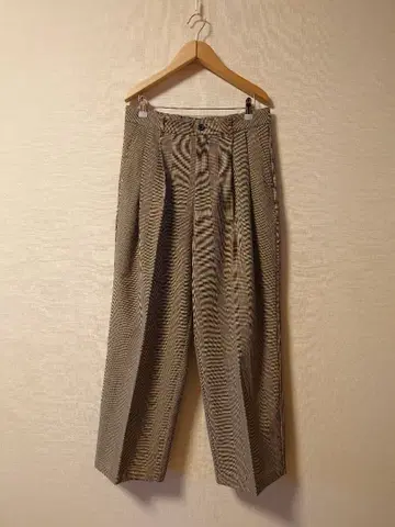 뉴콘 스트라이프 체크 와이드 스트레이트 슬랙스