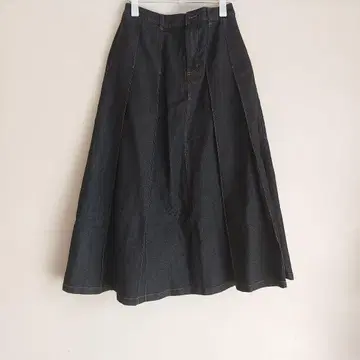 미사용 새상품 골든 베어 와이드 플리츠 데님 스커트