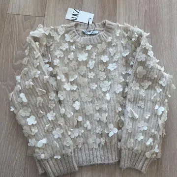 [ ZARA ] 플라워 니트