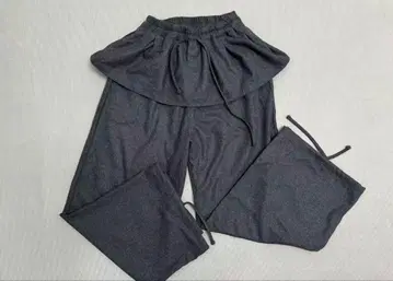 coyseio 다크 그레이 프릴 와이드 팬츠